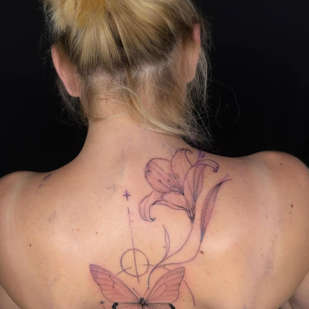 Tattoo von Basti, Fineline und Realistic