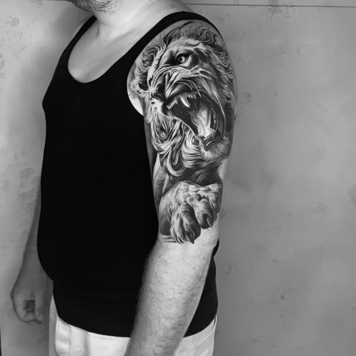 Tattoo von Benjo, Microrealism und Concept Tattoo