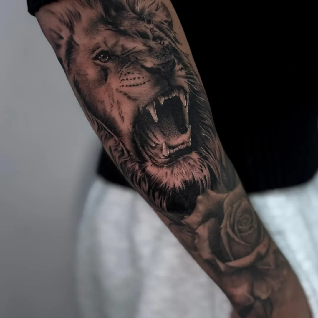 Tattoo von Jorgo, Black & Grey und Realistic
