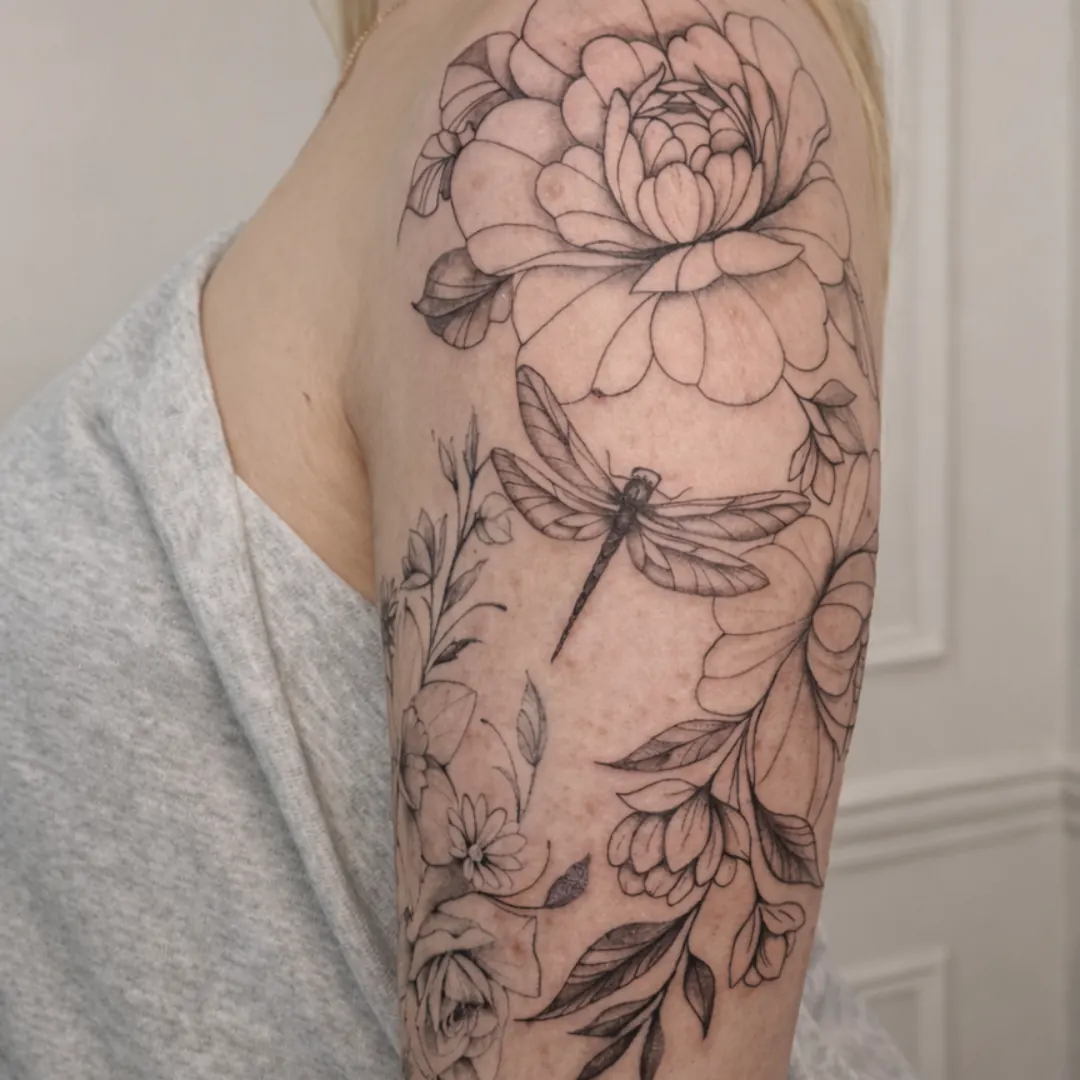 Tattoo von Lisa, Fineline
