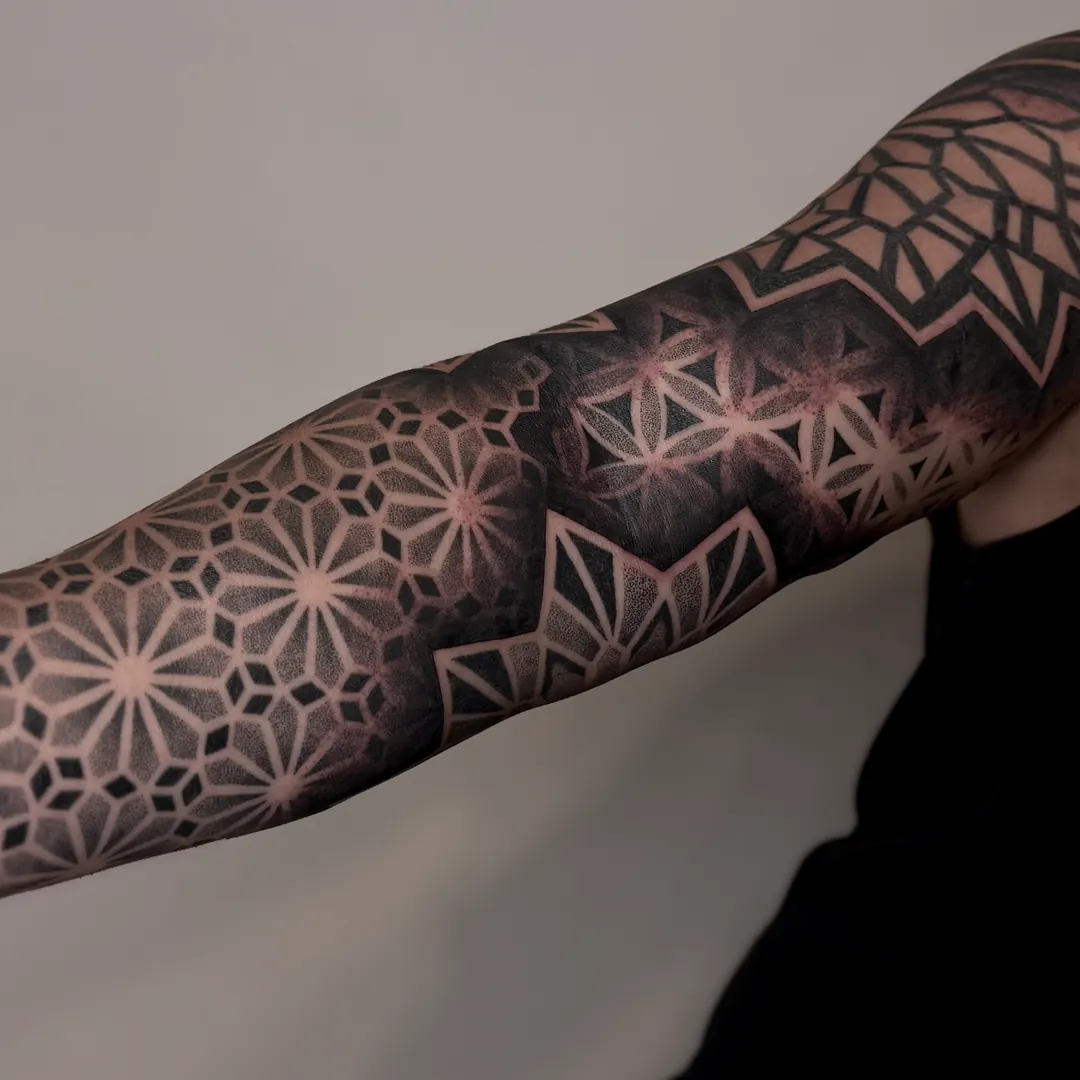 Mandala Tattoo bei Golden Geometry in München
