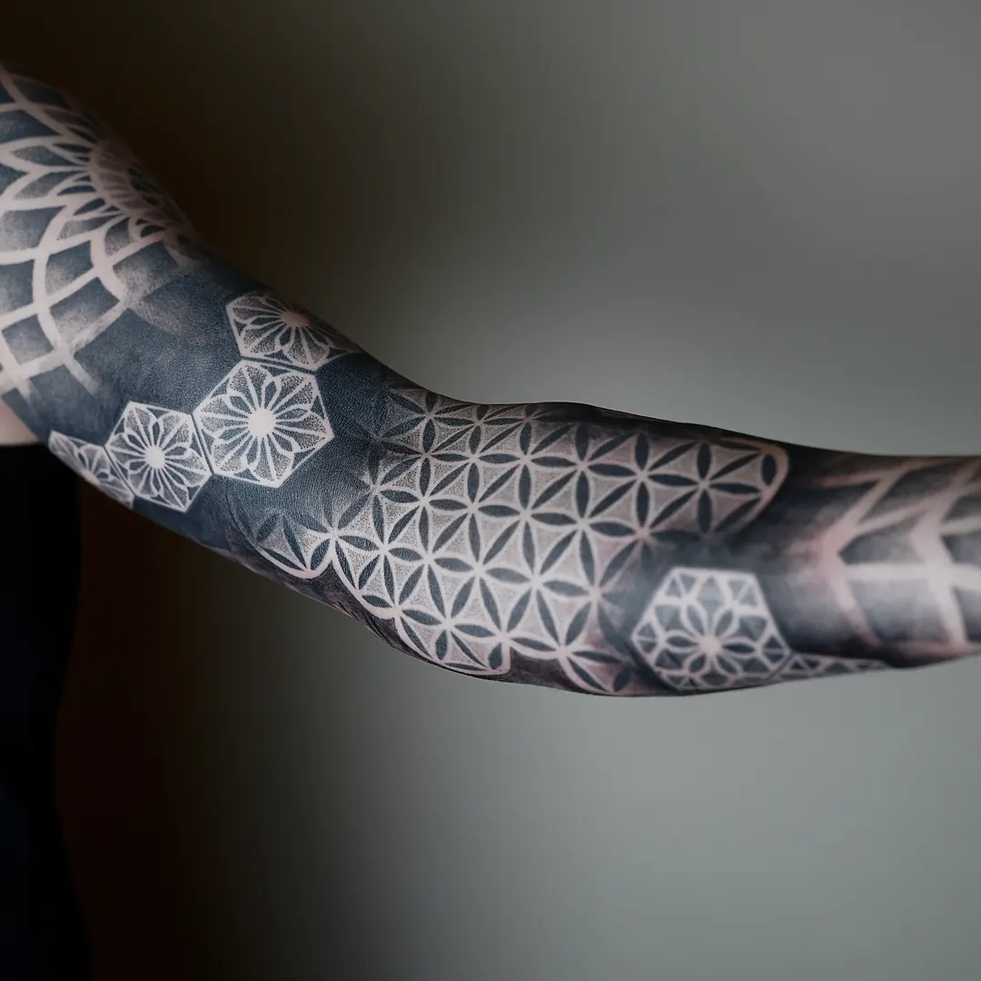 Mandala Tattoo bei Golden Geometry in Stuttgart