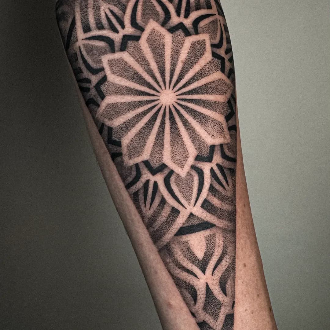 Tattoo von Marty bei Golden Geometry