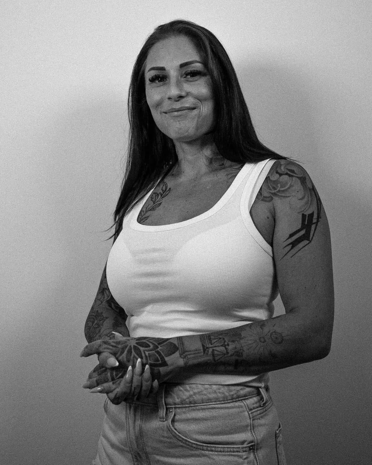 Lisa, Resident Artist bei Golden Geometry in Stuttgart