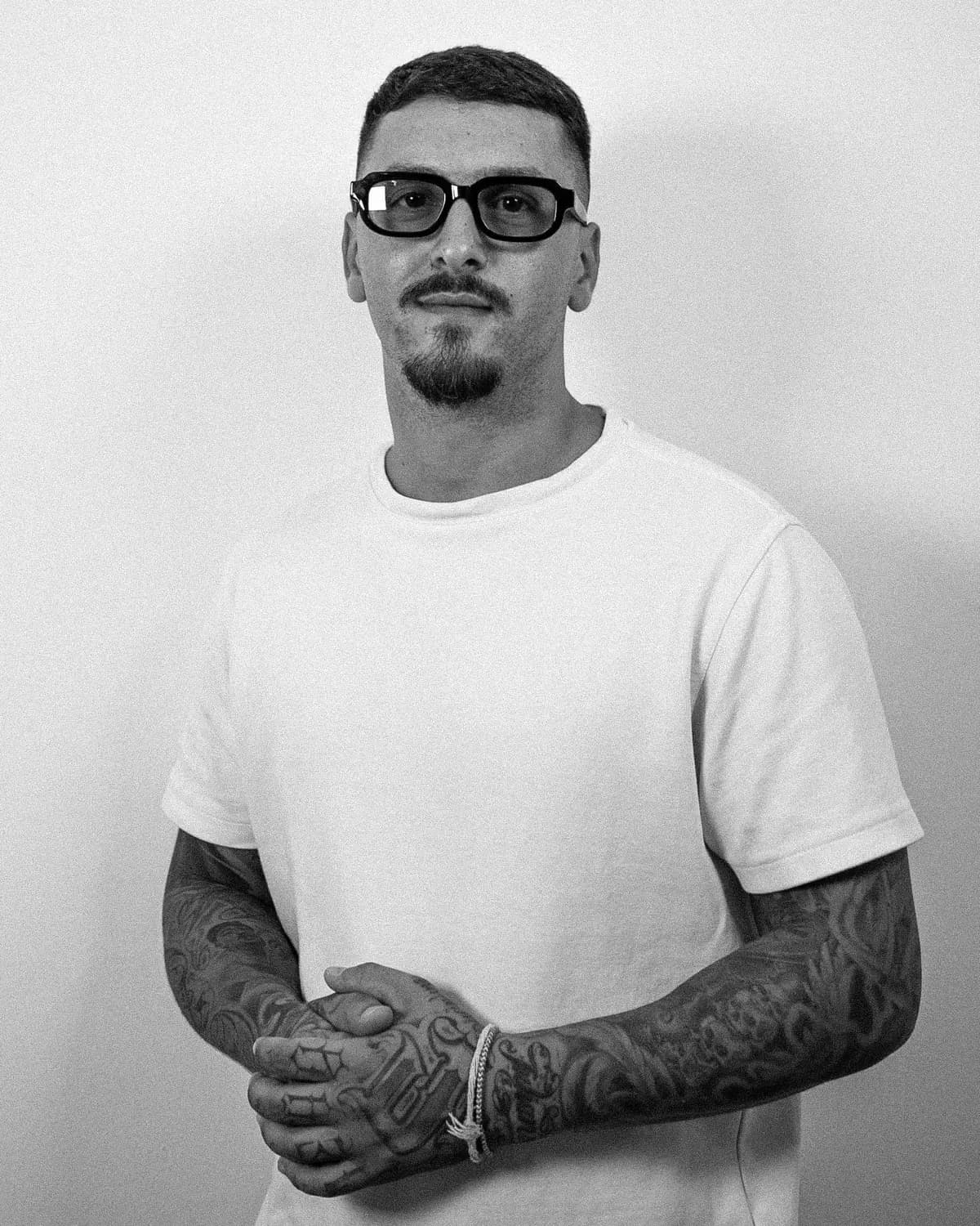 Sergiu, Resident Artist bei Golden Geometry in Stuttgart